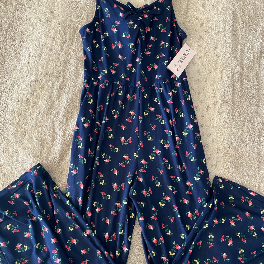 Girls navy floral jumper size 10